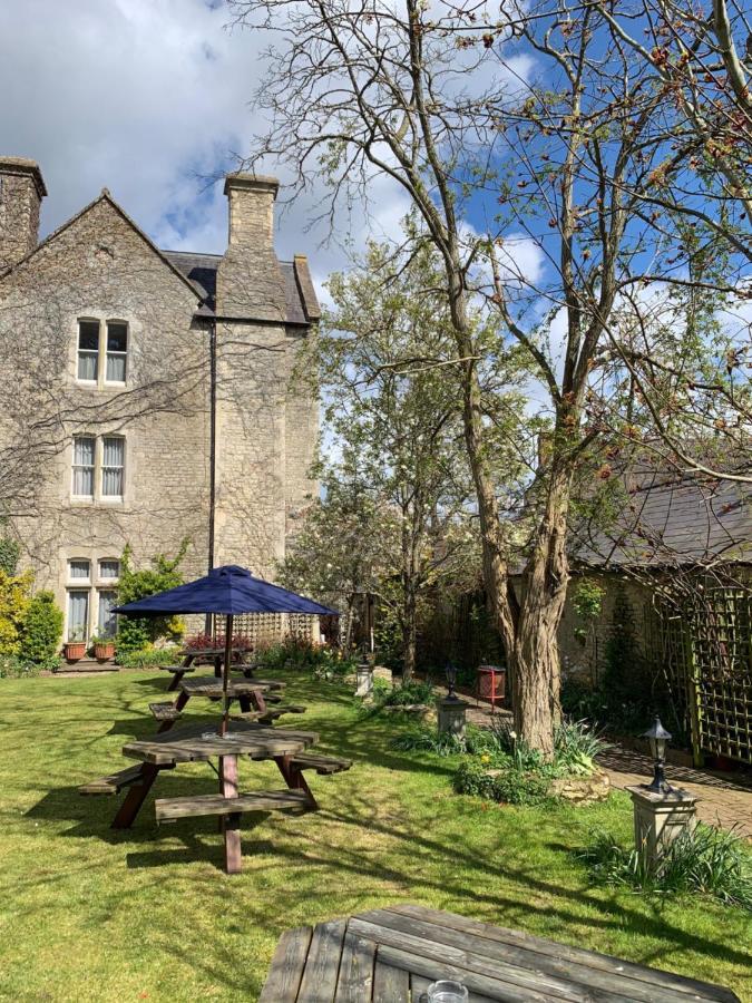 Littlebury Hotel بيسيستر المظهر الخارجي الصورة